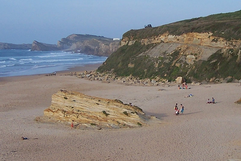 Resultado de imagen de Playa de Canallave cantabria